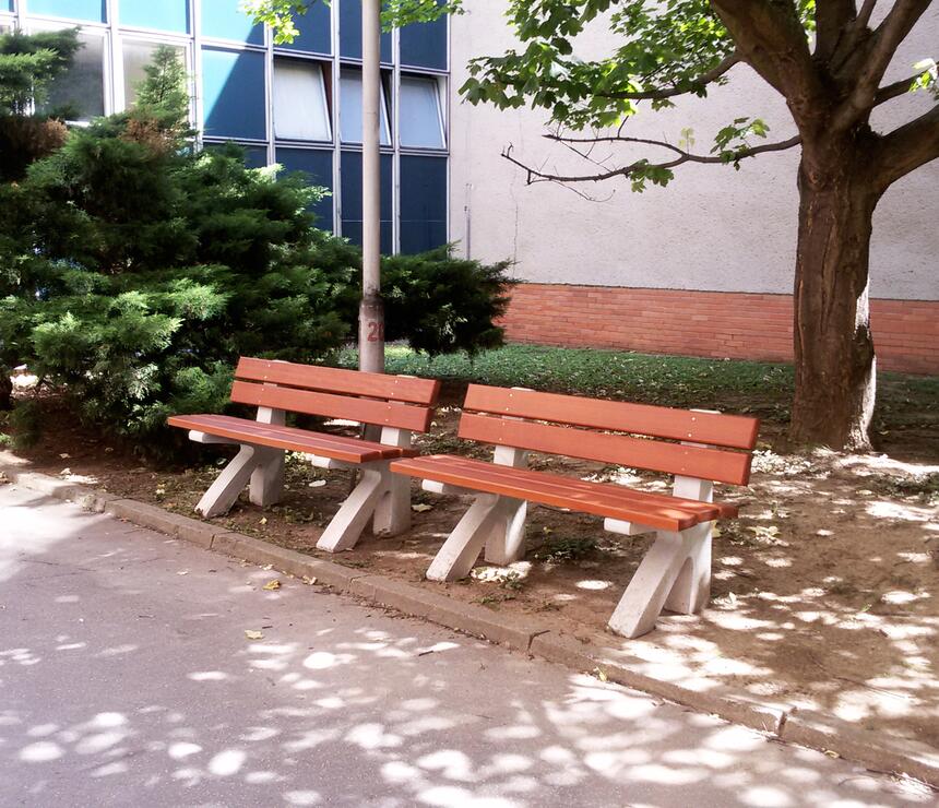 Městský mobiliář: Betonová lavička A - #2 - foto č.3