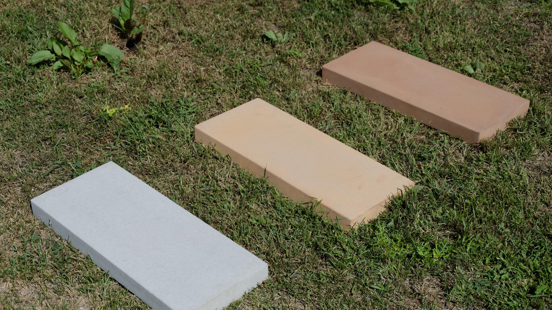 Betonové nášlapy už mají svého spokojeného majitele