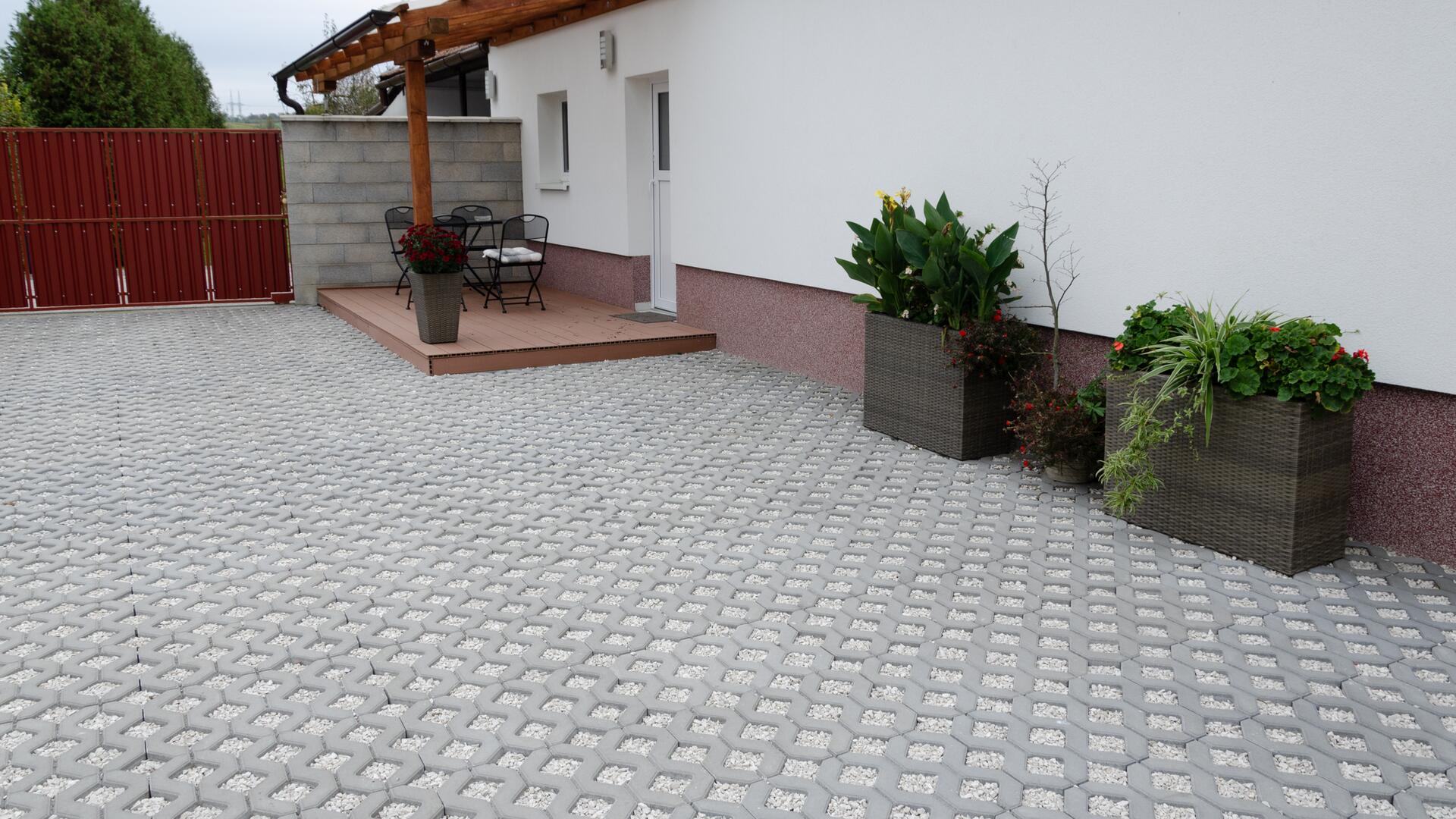 Vsakovací dlažba - ekologické řešení zpevněných ploch