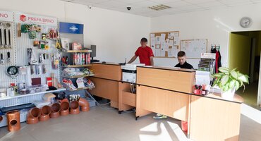 Interiér prodejny Prefa Brno, Kuřim, Blanenská 1190, 664 34