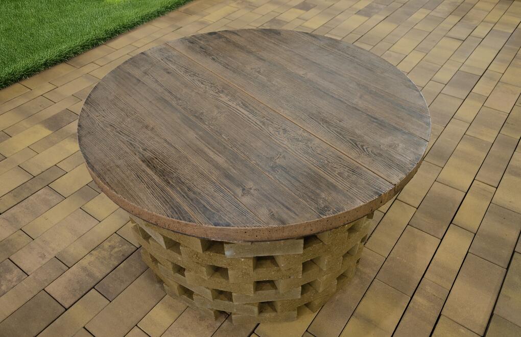 Studna s poklopem DEKOR obložená betonovou zdicí cihlou