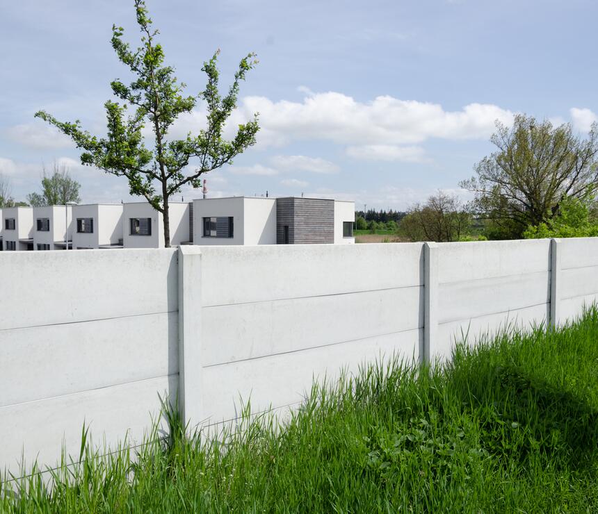 Betonový plot DEKOR deska hladká s pero-drážkou, barva natural
