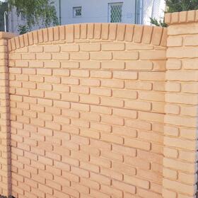 Betonová plotová deska: jednostranný reliéf CIHLA RELIÉFNÍ