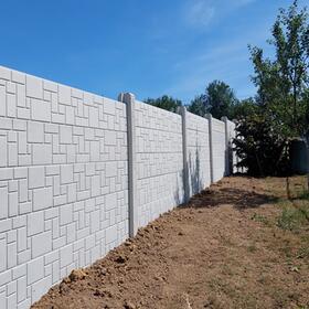 Betonová plotová deska: jednostranný reliéf HAKLÍK