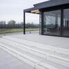 Betonový schodišťový blok barva natural povrch protiskluzový pásek - náhled č.3