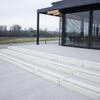 Betonový schodišťový blok barva natural povrch protiskluzový pásek