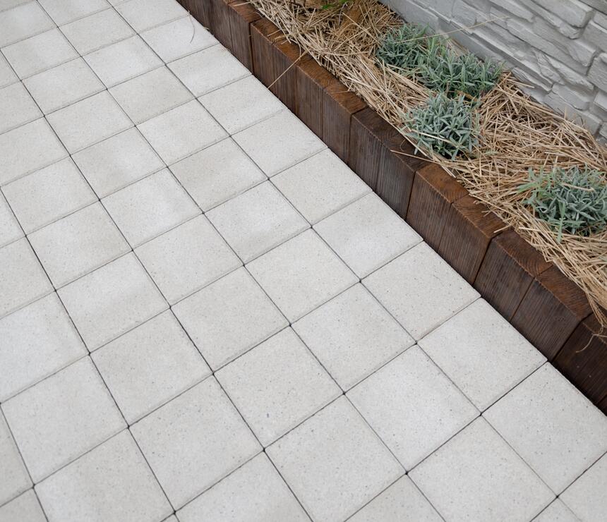 Betonová dlažba GRANIT® barva bílá povrch jemně vymývaný - foto č.4