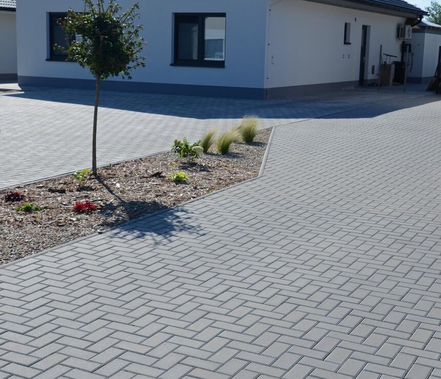 Betonová dlažba GRANIT® barva natural