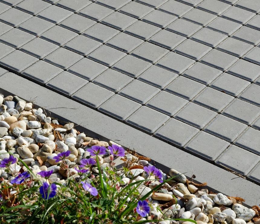 Betonová dlažba GRANIT® barva natural