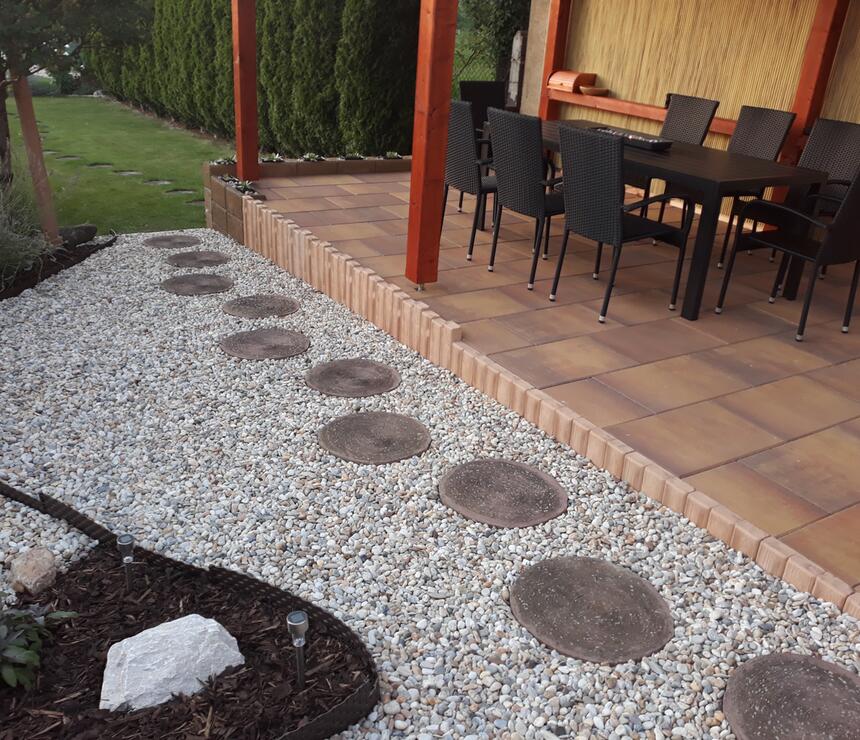 Betonový nášlap KRUH - DEKOR dřevo barva ebony - foto č.4