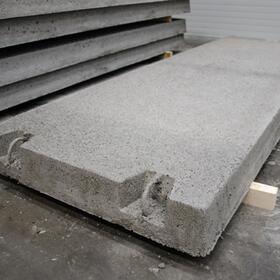 Betonové silniční panely výšky 180 mm