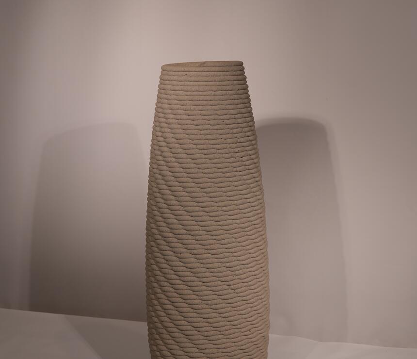 Váza Stéblo z 3D tištěného betonu - foto č.3