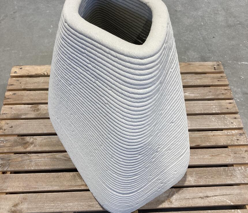 Váza Jessica z 3D tištěného betonu - foto č.8