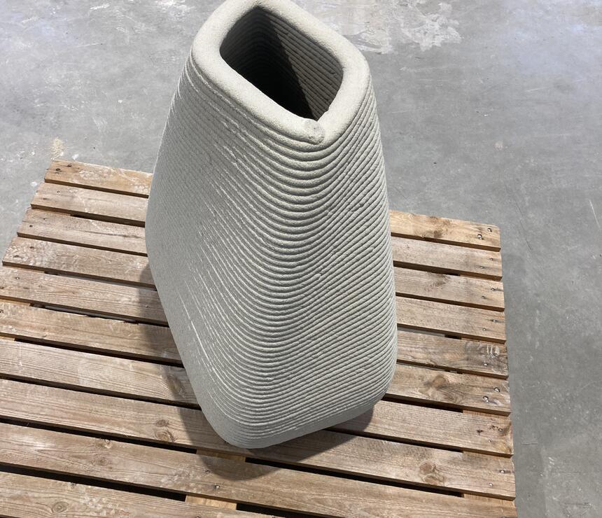 Váza Jessica z 3D tištěného betonu - foto č.9