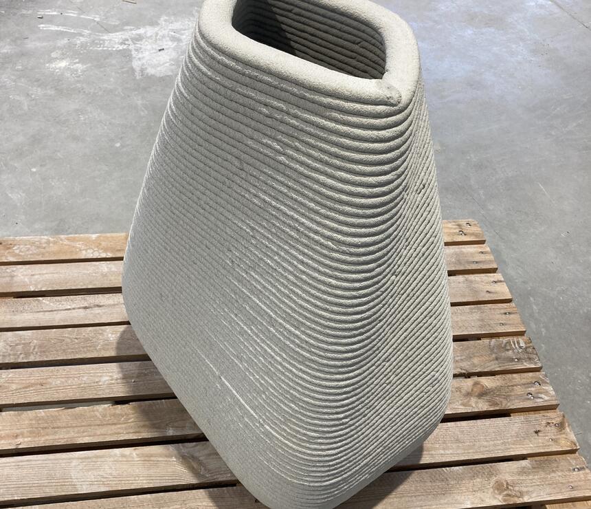 Váza Jessica z 3D tištěného betonu - foto č.10