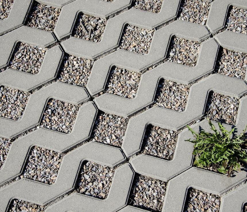 Zatravňovací dlažba ANDEZIT® barva natural