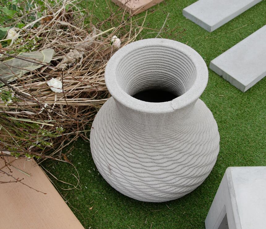 Váza Amfora 3D tisk betonu - foto č.4