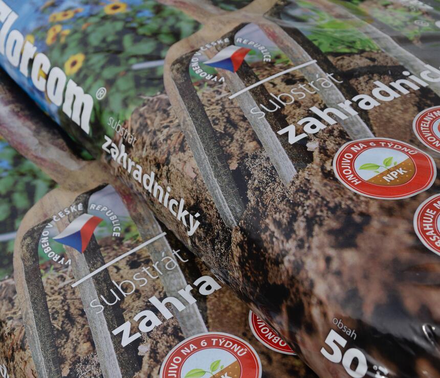 Florcom zahradnický substrát 50 l - foto č.5