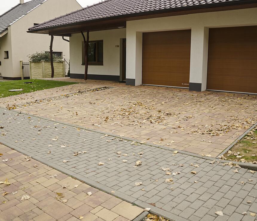 Chodníkový obrubník barva natural - foto č.10