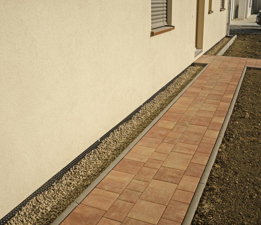 Betonový zahradní obrubník barva natural - foto č.4