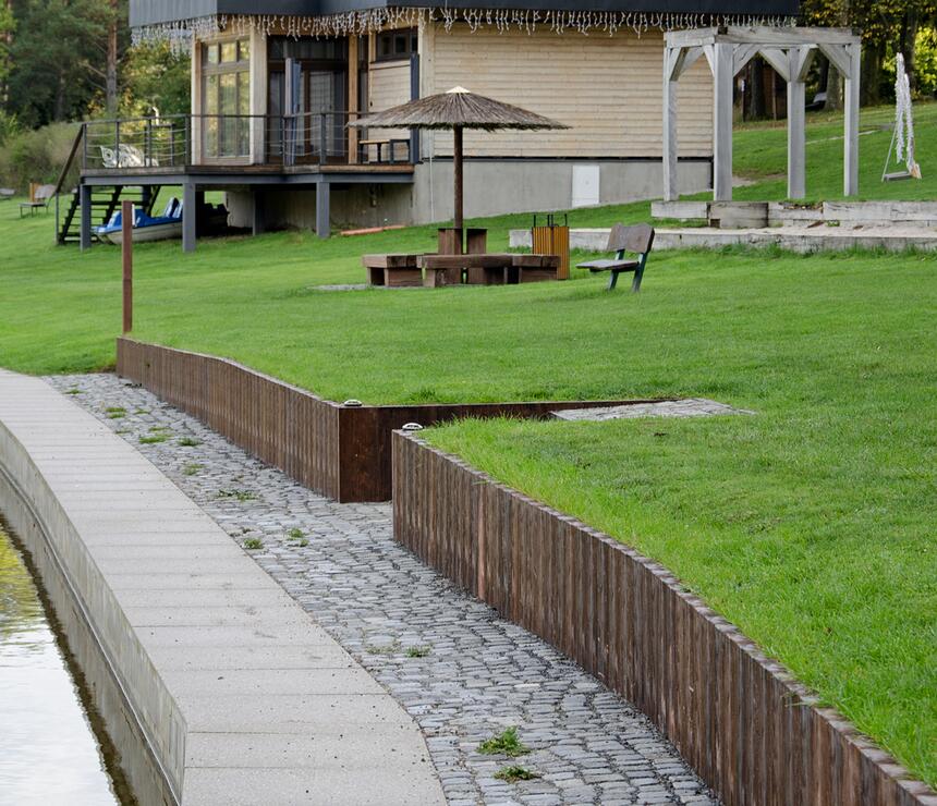 Betonová palisáda obdélníková DEKOR dřevo barva ebony - foto č.10