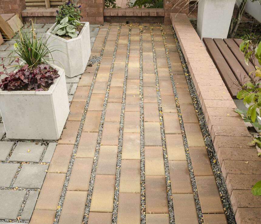 Betonový květináč Stela barva natural povrch hladký