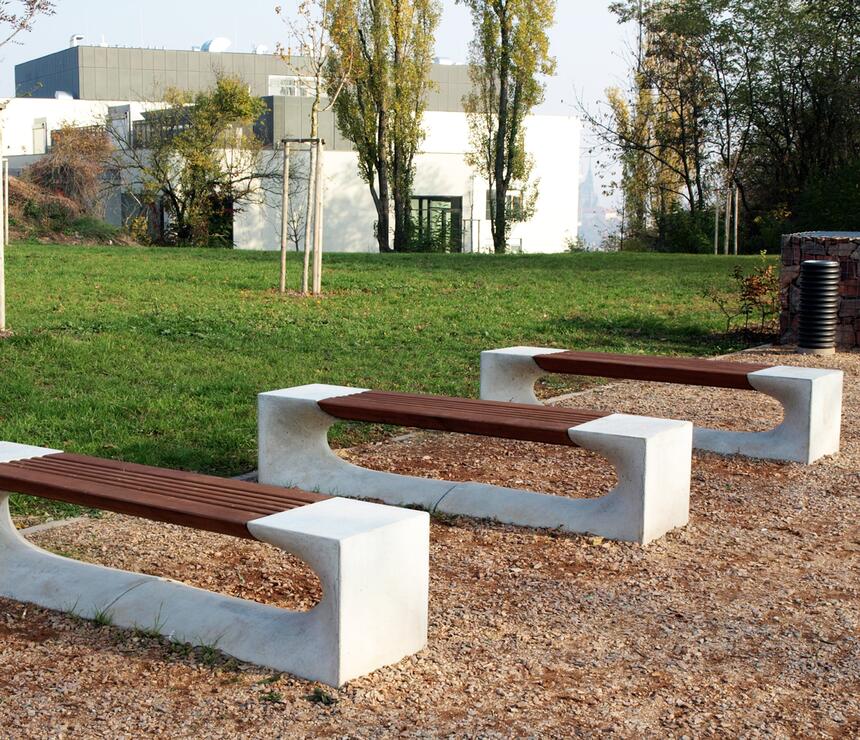 Betonová lavička BETO - foto č.8