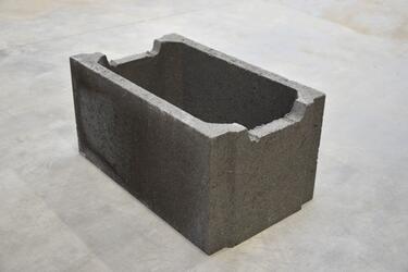 Betonové bednicí tvarovky 30 cm | Ztracené bednění 30 cm - robustní základ pro RD i náročnější stavby